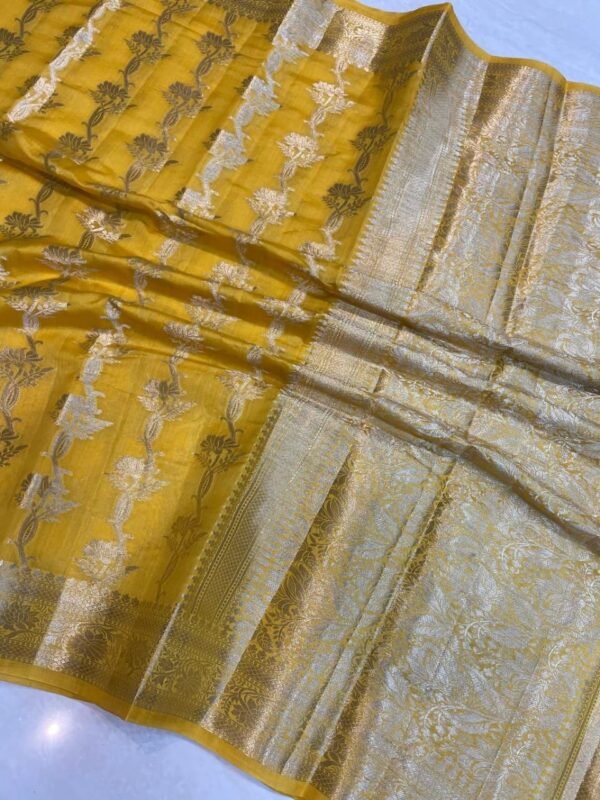 AF03 Handloom Designer Saree - Image 2