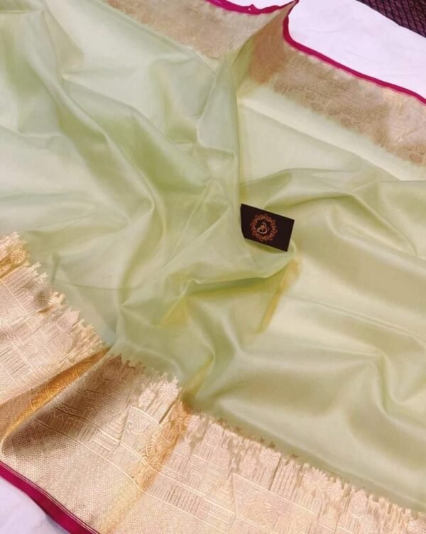 BB 02 HANDLOOM BANARASI SAREE