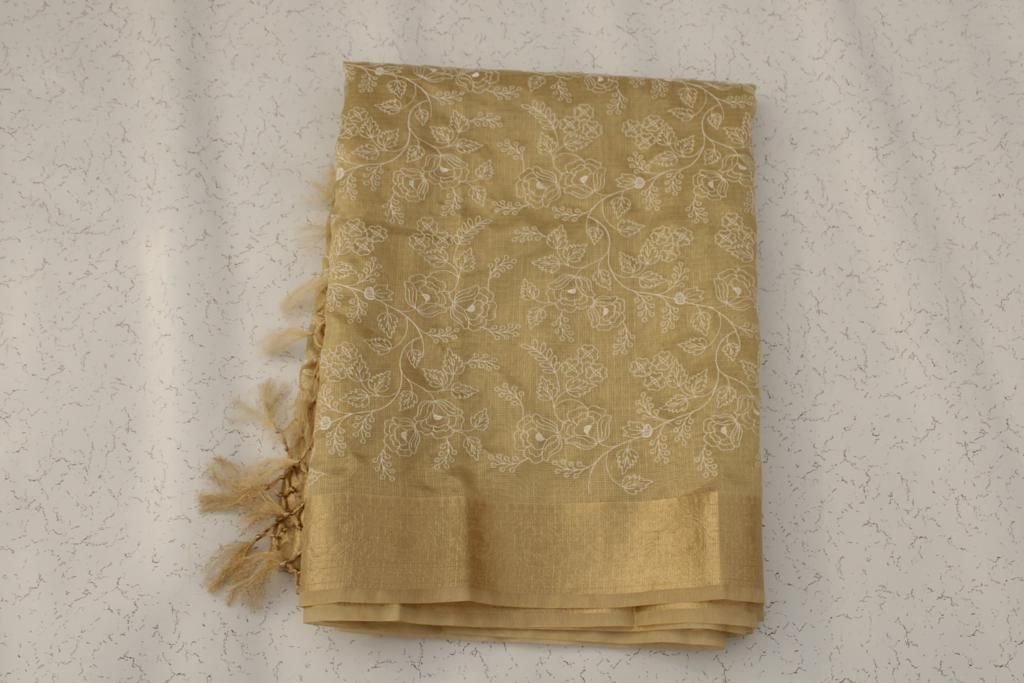 BB 23 Banarasi Tissue silk saree allover Chickenkari Jaal - Image 2