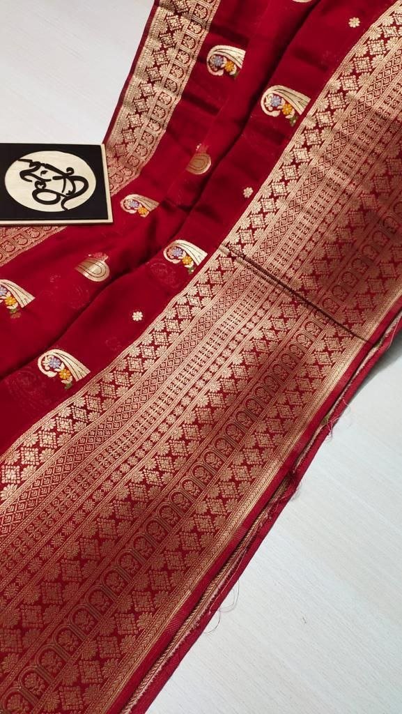 BB 27 Banarasi Dyeable soft semi Georgette silk saree